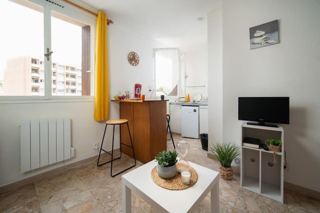 Fully Equipped Apartment Ideal For 2 People Marseille Ngoại thất bức ảnh